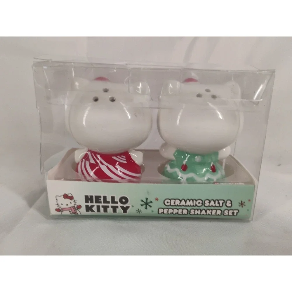 Hello Kitty Christmas Ceramic Salt and‎ Pepper Shakers Sanrio New! Rare 2023